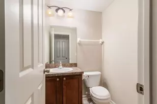 952 Hartford Village Blvd, Columbus, OH 43228 - Photo 18