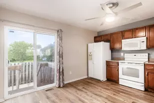 952 Hartford Village Blvd, Columbus, OH 43228 - Photo 10