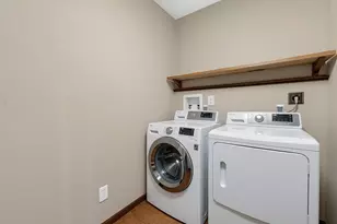 1270 Carriage Rd, Powell, OH 43065 - Photo 24
