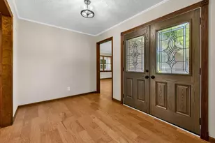 1270 Carriage Rd, Powell, OH 43065 - Photo 6