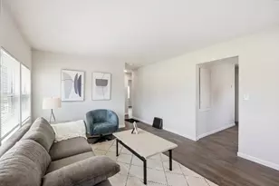 806 Josephine Ave, Columbus, OH 43204 - Photo 6