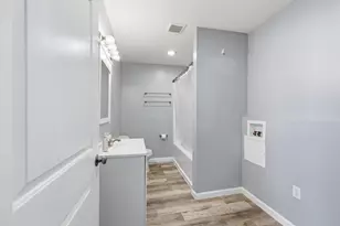 418 N Pleasant St, New Lexington, OH 43764 - Photo 16