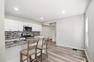 387 N Garfield Ave, Columbus, OH 43203 - Photo 18