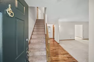 6900 Pine Bark Ln, Columbus, OH 43235 - Photo 4