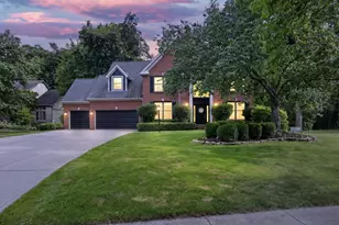 1229 Whispering Meadow Ct, New Albany, OH 43054 - Photo 2