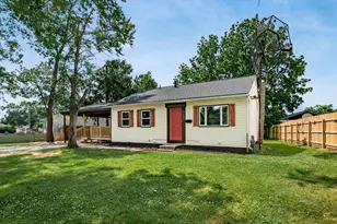 3849 Laguna Dr, Columbus, OH 43232 - Photo 2