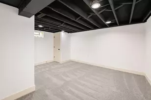3849 Laguna Dr, Columbus, OH 43232 - Photo 38
