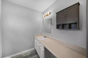 2392 Minerva Park Pl, Columbus, OH 43229 - Photo 36