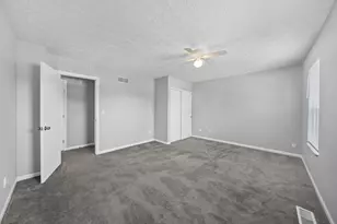 2392 Minerva Park Pl, Columbus, OH 43229 - Photo 32