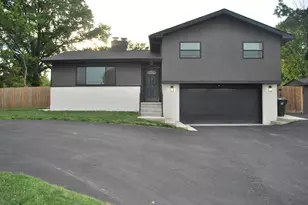 7404 Worthington Rd, Westerville, OH 43082 - Photo 1
