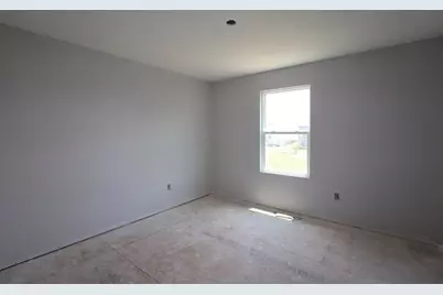 4586 Burgstaller Court, Grove City, OH 43123 - Photo 8