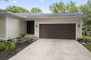 126 Spring Hollow Ln, Westerville, OH 43081 - Photo 4