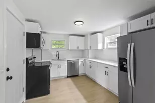 308 S Highland Ave, Columbus, OH 43223 - Photo 2