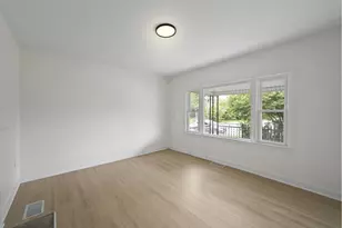 308 S Highland Ave, Columbus, OH 43223 - Photo 10