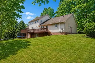 1760 Innisbrook Ln, Zanesville, OH 43701 - Photo 12