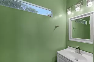 1502 Aberdeen Ave, Columbus, OH 43211 - Photo 12