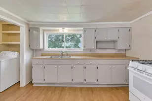 522 Poplar St, Nelsonville, OH 45764 - Photo 28