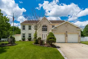 315 MacKenzie Dr, Pickerington, OH 43147 - Photo 1