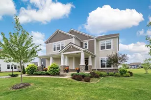 10855 Bellflower Dr, Plain City, OH 43064 - Photo 2