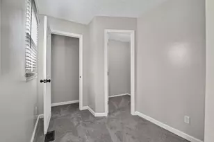 2425 Dunsworth Dr, Columbus, OH 43235 - Photo 30