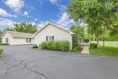1330 Hillview Circle E, Newark, OH 43055 - Photo 30