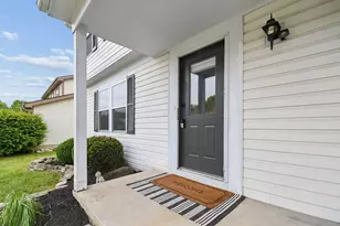 761 Old Forest Ct, Gahanna, OH 43230 - Photo 2