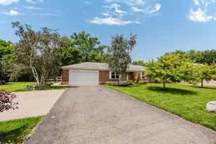 8540 Mink St SW, Etna, OH 43062 - Photo 2