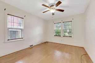 35 Brevoort Rd, Columbus, OH 43214 - Photo 22
