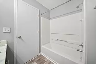 2839 Beal Dr, Columbus, OH 43232 - Photo 36