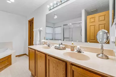 8910 Sedona Court, Lewis Center, OH 43035 - Photo 28