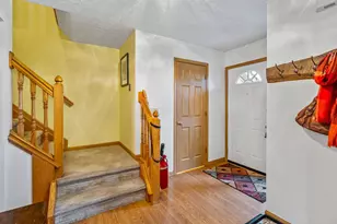 8910 Sedona Ct, Lewis Center, OH 43035 - Photo 4