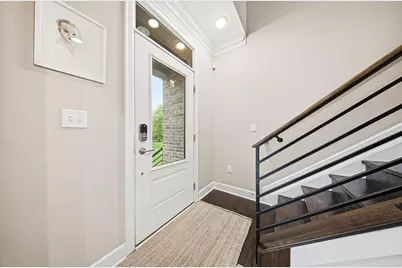 611 W 2nd Avenue, Columbus, OH 43201 - Photo 4