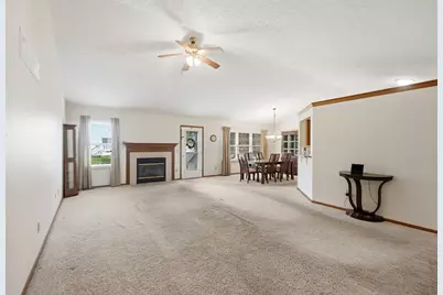 2020 Bellflower Court, Grove City, OH 43123 - Photo 4