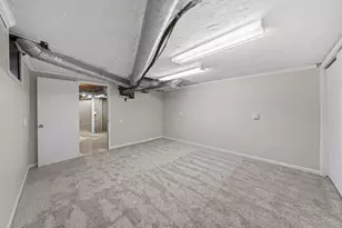 381 Hearthstone Dr, Delaware, OH 43015 - Photo 64