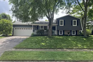 1943 Greensboro Dr, Columbus, OH 43220 - Photo 1