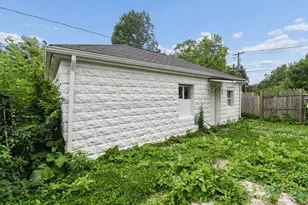 218 Whitethorne Ave, Columbus, OH 43223 - Photo 34