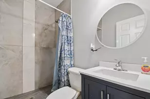 218 Whitethorne Ave, Columbus, OH 43223 - Photo 16