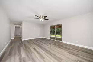 6006 Hyacinth Ct, Dayton, OH 45449 - Photo 8