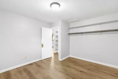 2381 Century Drive, Columbus, OH 43211 - Photo 12