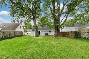 2381 Century Dr, Columbus, OH 43211 - Photo 20