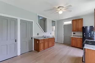 673 E Sycamore St, Columbus, OH 43206 - Photo 16