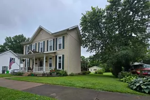 59 E Maple Ave, New Concord, OH 43762 - Photo 2