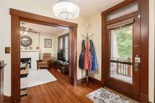 23 W Orchard Ln, Columbus, OH 43214 - Photo 6