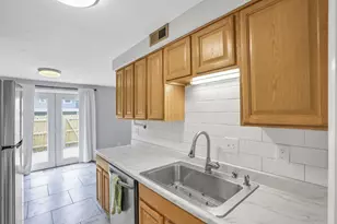 2783 Avati Dr, Columbus, OH 43207 - Photo 12