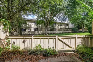 2564 Shore Line Ln, Columbus, OH 43221 - Photo 38