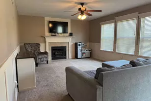 576 Heartland Ct, Sunbury, OH 43074 - Photo 2