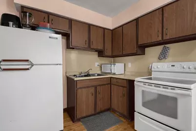 5690 Beechcroft Road #B, Columbus, OH 43229 - Photo 6