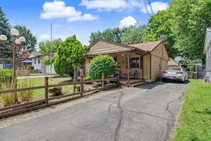 627 W Lawn Dr, Marion, OH 43302 - Photo 2