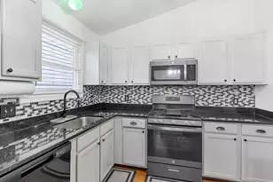 3697 Pendent Ln, Columbus, OH 43207 - Photo 6