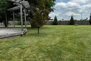 1059 Somerset Ct, London, OH 43140 - Photo 12
